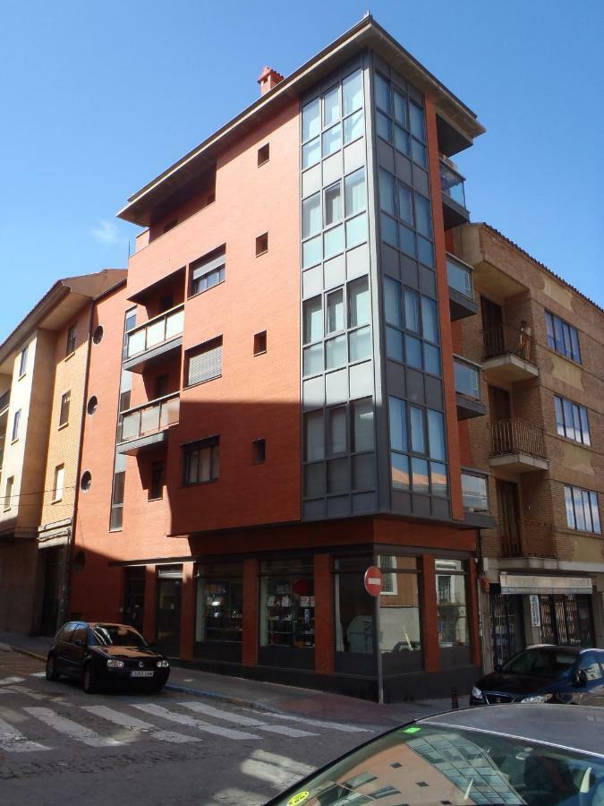 El Balconcito De San Millan Apartment Segovia Bagian luar foto